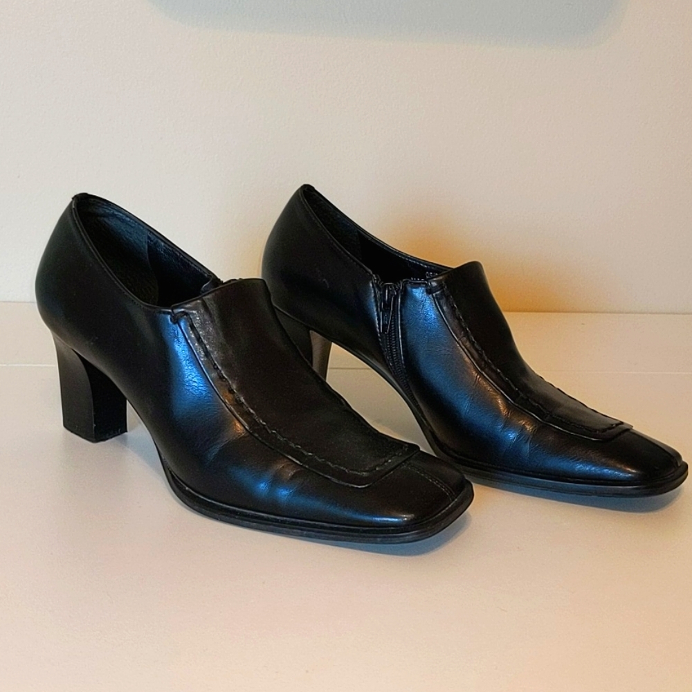 Franco Sarto heel ankle boot made in Brazil